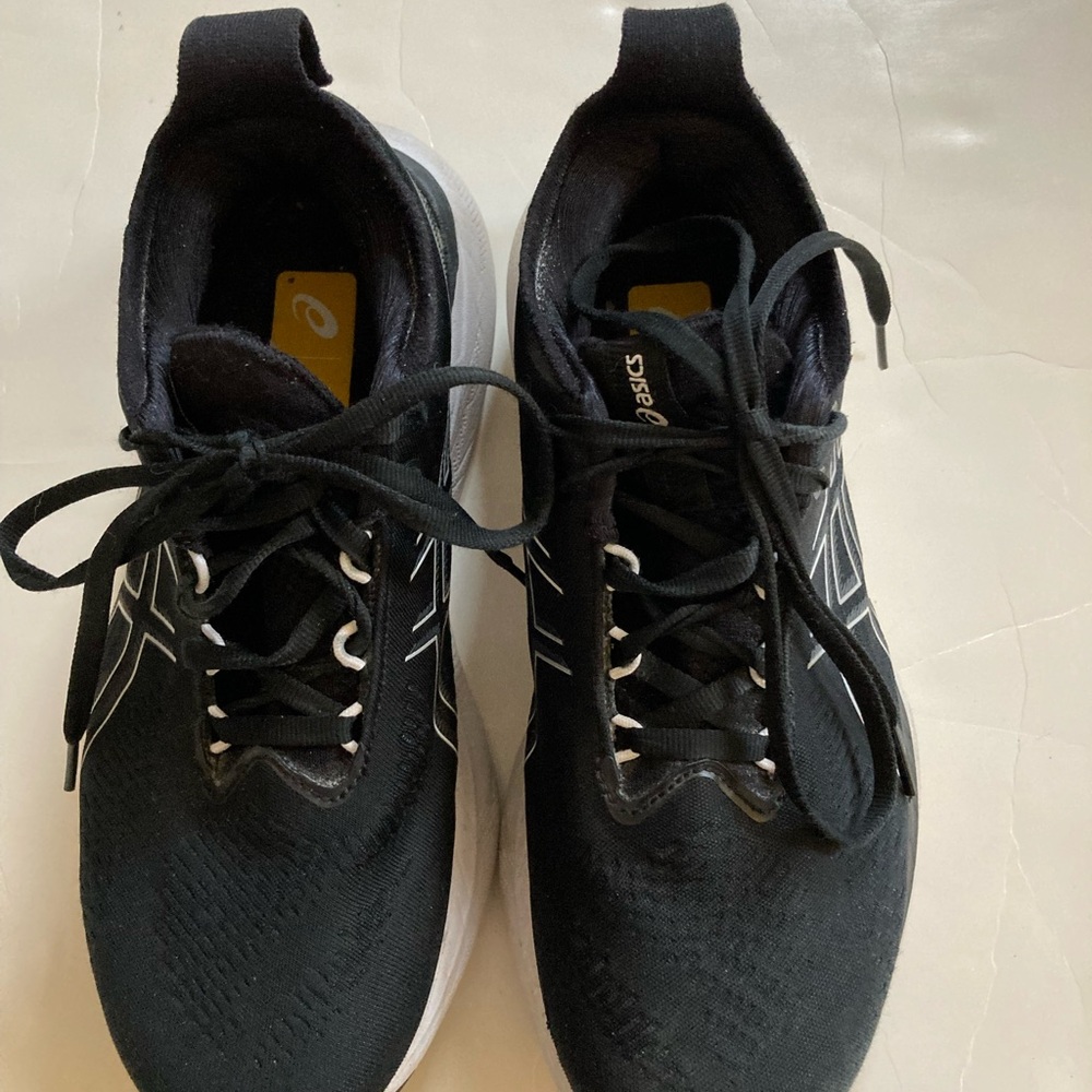 ASICS Womens gel nimbus 25 size 8 EUC black